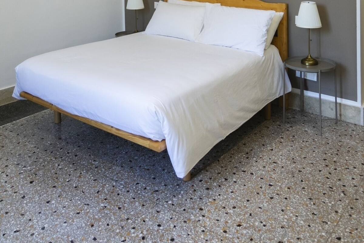 Deluxe Triple Room, City View | Blackout drapes, soundproofing, WiFi (free), bed sheets