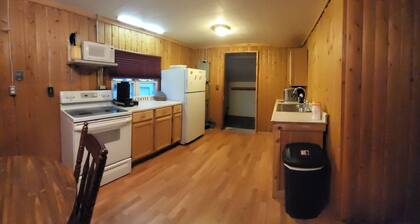 C&J Getaway Cabin & Bunkhouse on the Snowmobile & ATV Trails