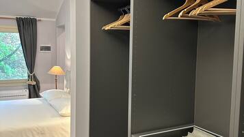 Camera doppia, vista giardino | Wi-Fi gratuito