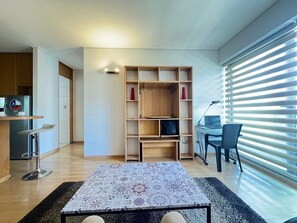 Interior - 8. Apartment with Private Terrace Parking Costanera Center MUT Metro Las Condes (Santiago)