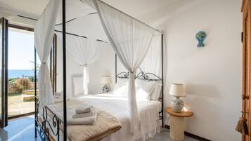 3 quartos, ferros/tábuas de passar roupa, Wi-Fi, roupa de cama