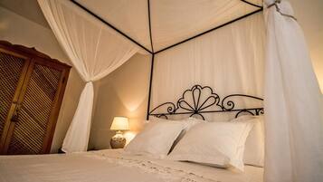 Bügeleisen/Bügelbrett, WLAN, Bettwäsche