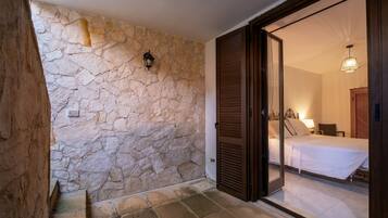 Bügeleisen/Bügelbrett, WLAN, Bettwäsche