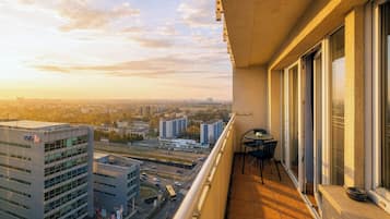 Deluxe-Apartment, Stadtblick | Blick vom Balkon