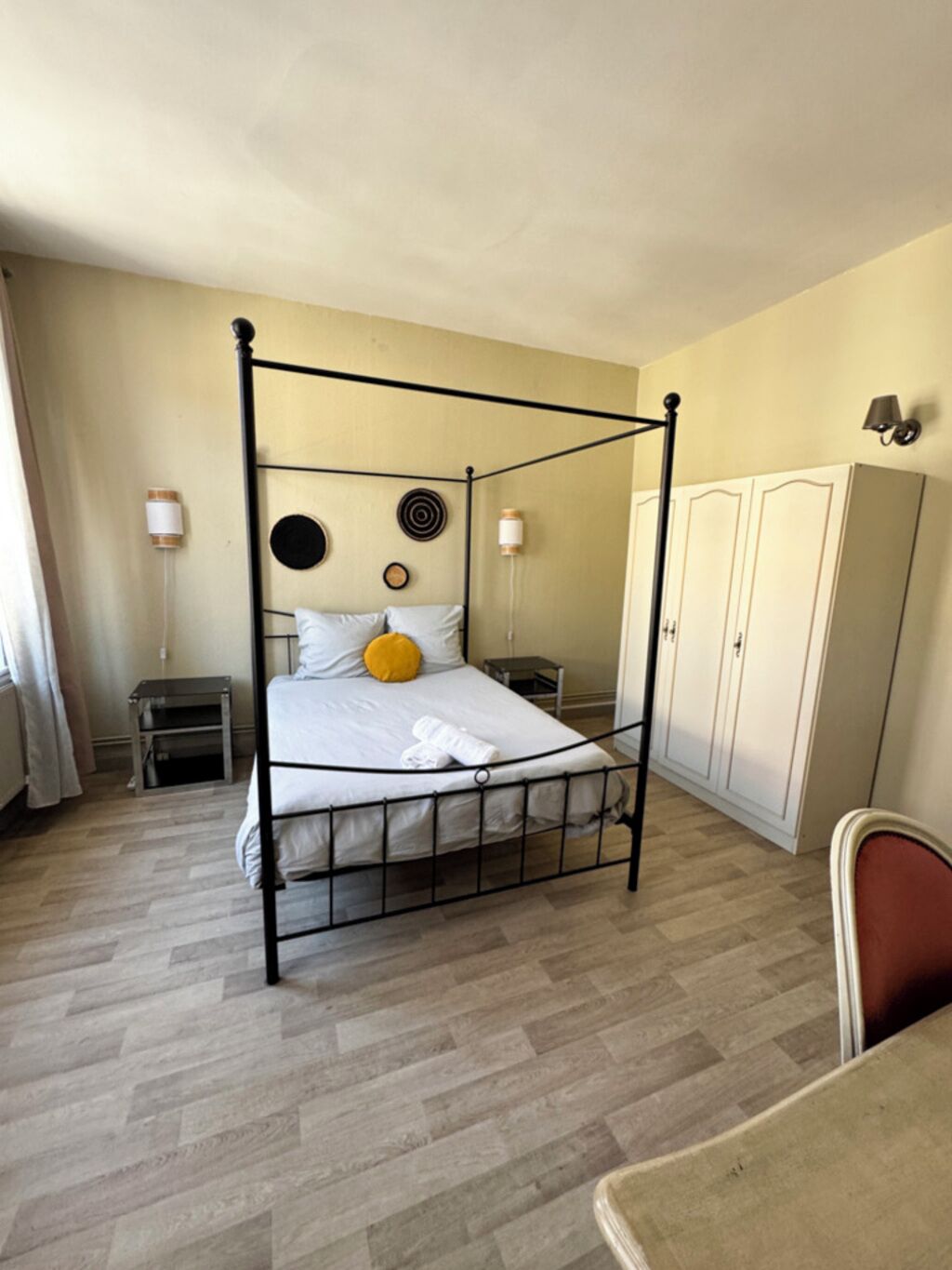 5 Schlafzimmer, kostenloses WLAN, Bettwäsche