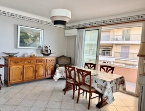 Dining - Splendide vue mer au centre de Menton (Menton)