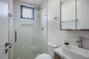 Basic Apartment | Bathroom - Apto Novo com 3 Suites a 600 m da Praia ELJ1201 (Itapema)