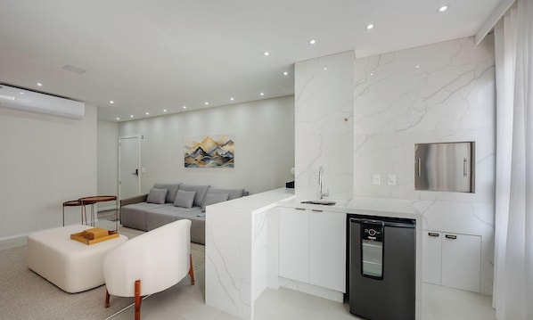 Apartamento básico | Zona de estar
