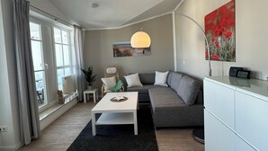 Unclassified image, 3 of 20, button - Modern vacation apartment to relax near the beach (Sellin)