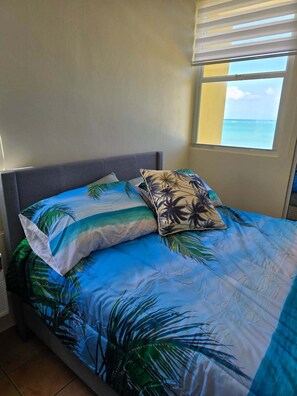 3 室のベッドルーム、アイロン / アイロン台、インターネット、ベッドシーツ