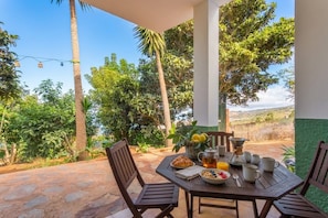 House, 2 Bedrooms, Smoking | Outdoor dining - Charming Farmhouse Retreat in Santa Ursula, Tenerife (Santa Ursula)