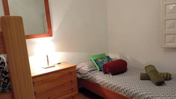 2 bedrooms