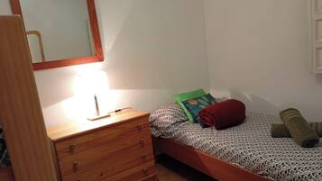 House, 2 Bedrooms, Smoking | 2 bedrooms