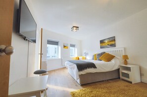 1 bedroom, iron/ironing board, free WiFi, bed sheets - Experience Cromer's coastal charm from this newly renovated, one bedroom apartment in the heart of C (Cromer)