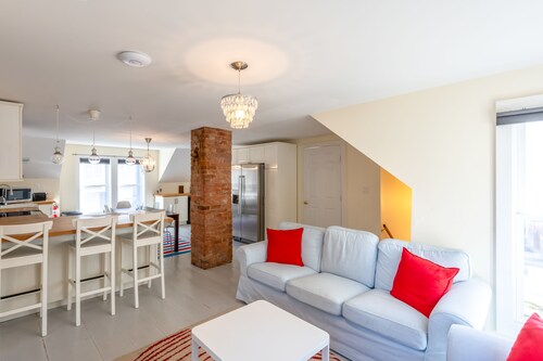 Ludlow Condo Near Okemo | Walk to Dining & Shuttle