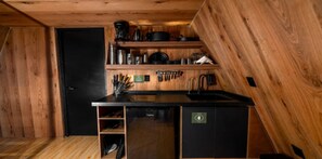 Mini-fridge, coffee/tea maker, cookware/dishes/utensils - Glamping Uno (Valle de Bravo)