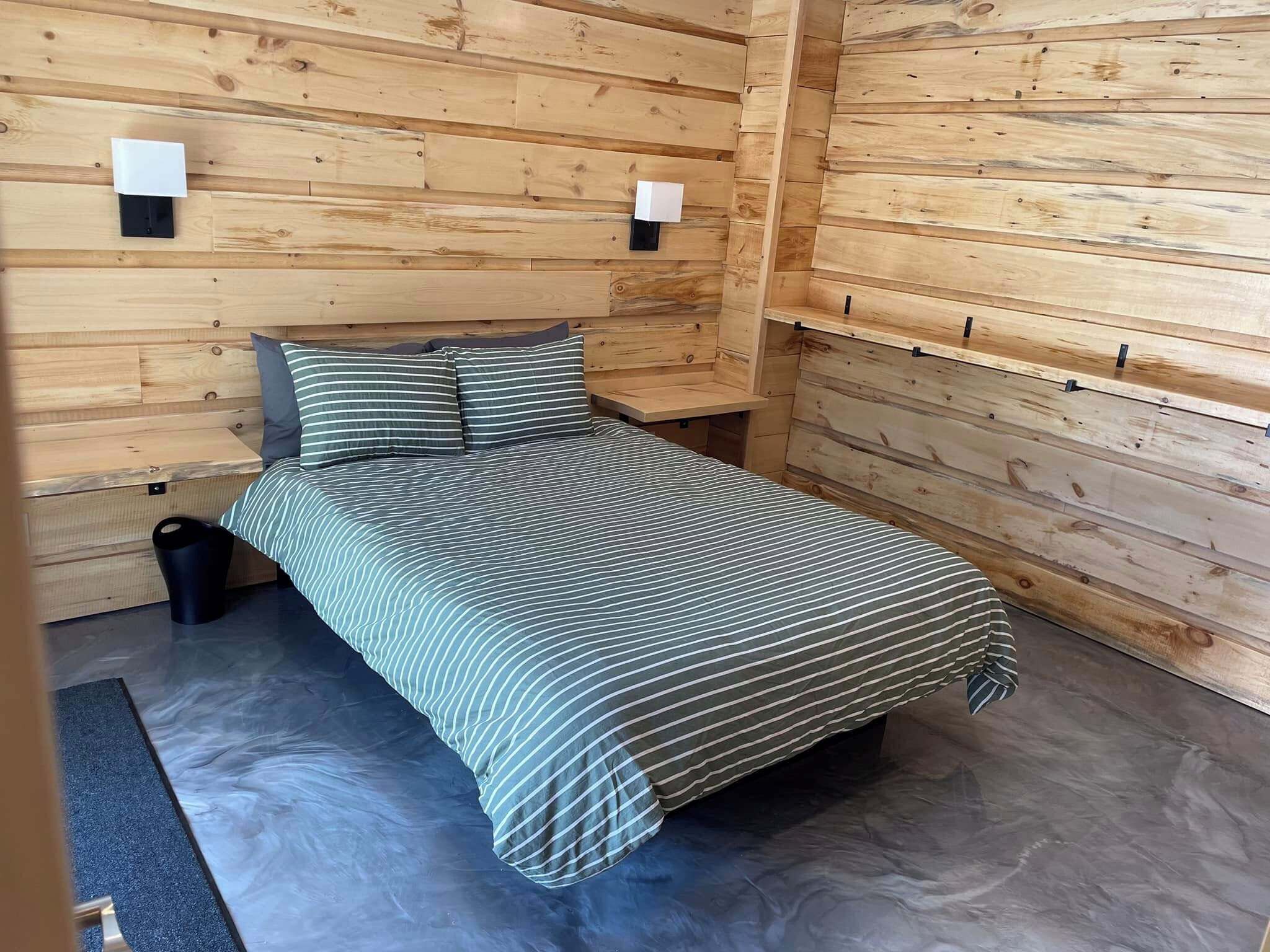 Fer et planche à repasser, Wi-Fi, draps fournis