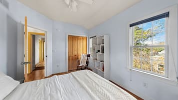 3 Schlafzimmer, Reisekinderbett, WLAN, Bettwäsche