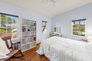 3 chambres, lit parapluie, Wi-Fi, draps fournis