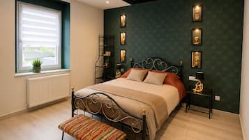 4 chambres, fer et planche à repasser, Wi-Fi, draps fournis