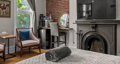 Red George Inn and Suites