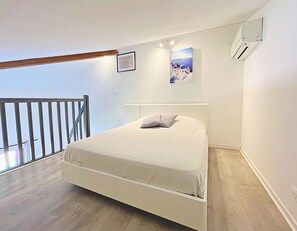 2 室のベッドルーム、WiFi、ベッドシーツ