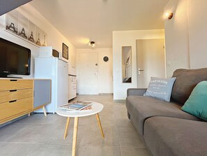 Living area - Apartment 6 people sea view - Théoule sur mer (Côte d'Azur) - SAVANNAH (Théoule-sur-Mer)