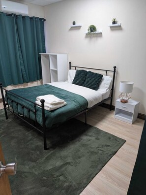 4 bedrooms - Allen's property (Birmingham)