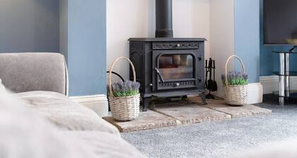 New! 5BR in Queen Street