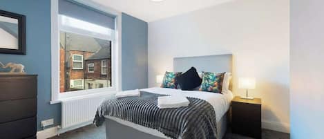 5 室のベッドルーム、インターネット、ベッドシーツ