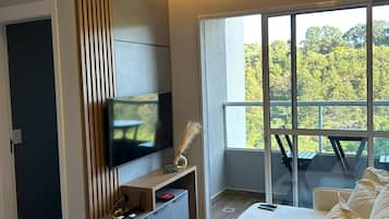 Basic Apartment | Premium bedding, individually decorated, individually furnished