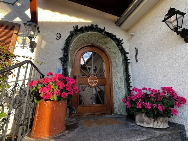 تفاصيل الفندق من الخارج