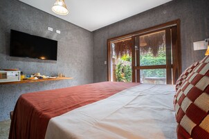 Minibar, caja de seguridad en la habitación y wifi gratis 