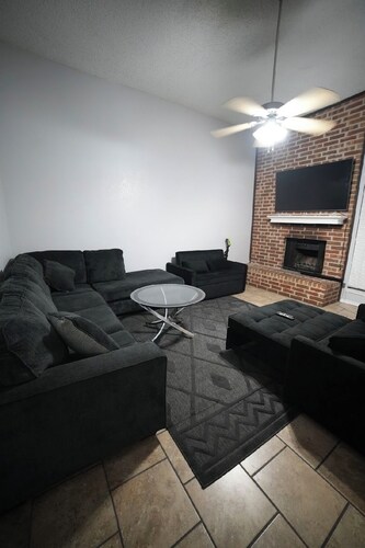 Blu Star Station Walking Distance To At&T Stadium Texas Ranger Stadium