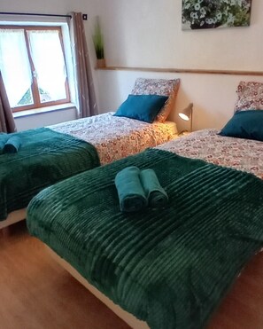 2 camere, ferro/asse da stiro, culla da viaggio, Wi-Fi gratuito