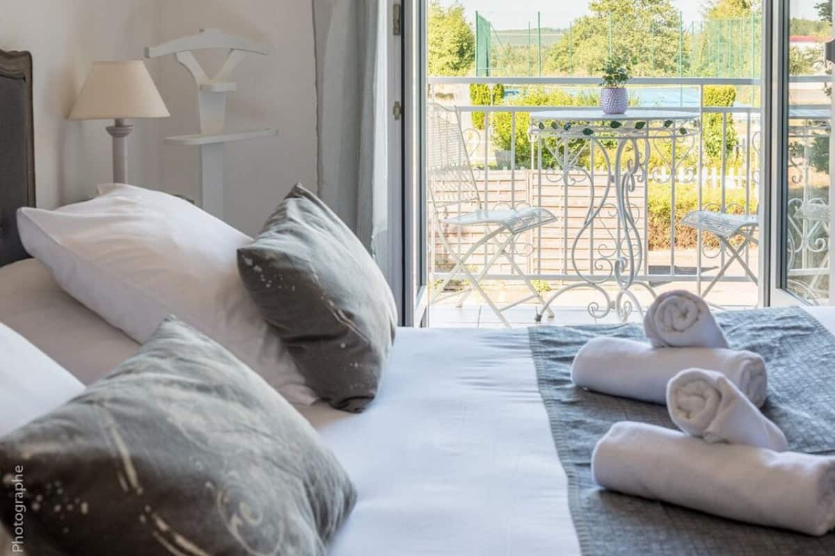 Superior Suite, Balcony, Park View | Desk, free WiFi