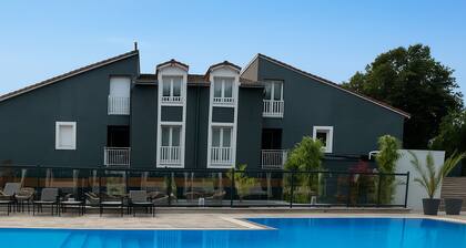 Logis Hôtel Blue Garden