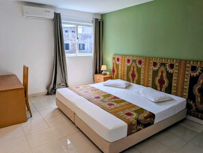 Chambre Standard Double ou avec lits jumeaux, non-fumeurs | Bureau, Wi-Fi gratuit