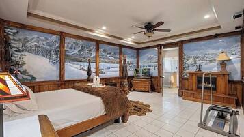 12 bedrooms, desk, iron/ironing board, travel crib