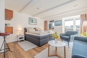 1 chambre, fer et planche à repasser, Wi-Fi, literie fournie