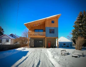 Exterior - Close to everything Bozeman! (Bozeman)