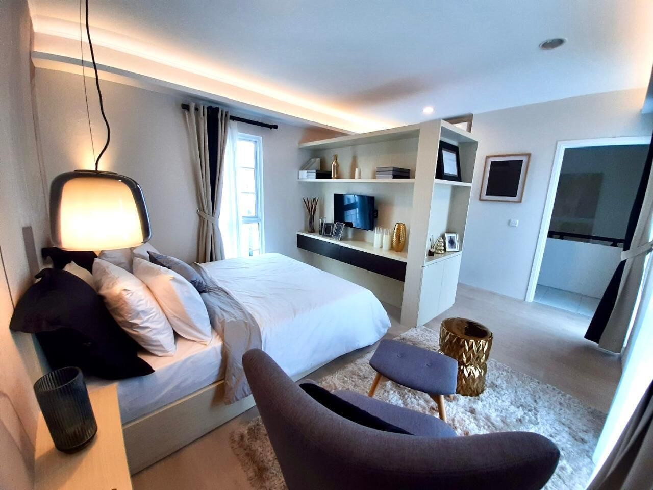 Rumah Keluarga, kolam renang pribadi, pemandangan halaman | Wi-Fi gratis