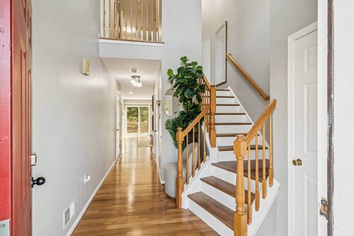 Spacious 3BR Near Rutgers & Princeton & NYC Access