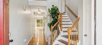 Spacious 3BR Near Rutgers & Princeton & NYC Access