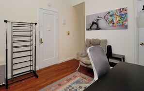 Interior - Fabulous apartment with AC in vibrant New York City (New York)