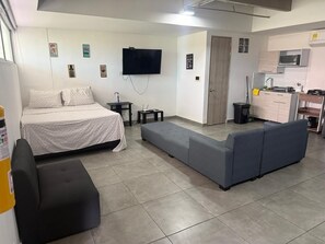 WiFi - Studio 203 in Poblado 1 block from the park (Medellín)