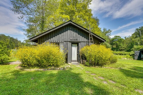 1850s Barn Studio on 4.5 Hudson Valley Acres!