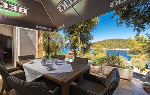 Outdoor dining - Gorgeous home in Vela Luka (Vela Luka)