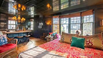 1 soverom, strykejern/-brett, wi-fi (inkludert) og sengetøy