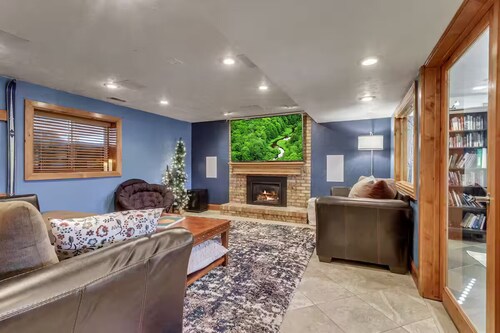 Ski Lodge-Style Basecamp | Snowbird, Alta Nearby